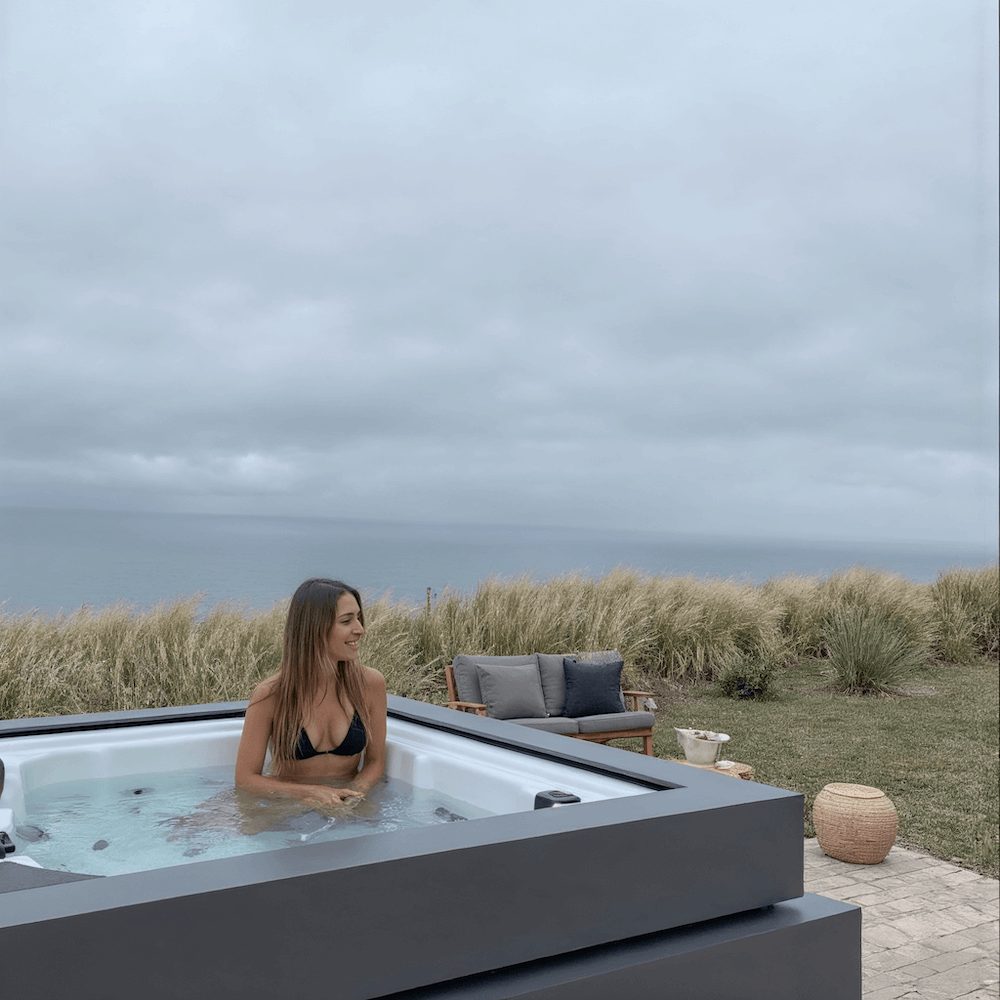 Top 10 Outdoor Hot Tub Accessories You Need in 2025